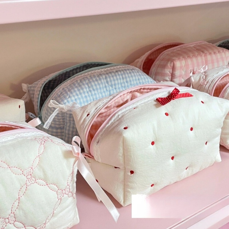 Tas Rias Quilted Baru, Buatan  - Beauty Makeup Edit ulasan dan harga
