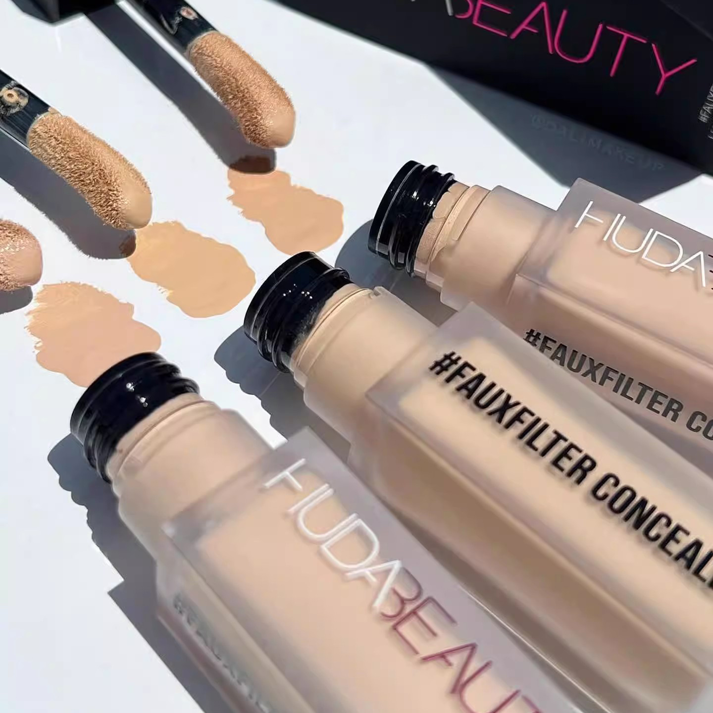 Krim Dasar Rias Wajah Alami, C - Beauty Huda Makeup ulasan dan harga