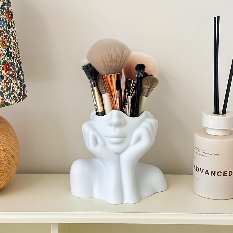 Tempat Kuas Rias Bentuk Wajah  - Beauty And Makeup Quotes ulasan dan harga